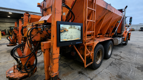 Nieuwste bedrijfsoplossingen over Implementing Industrial All-In-One PC in Intelligent Vehicle Monitoring System