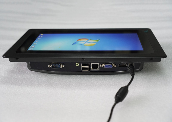 Goede prijs het Touche screen Industriële Computer 32G SSD van 300nits 32G SSD online